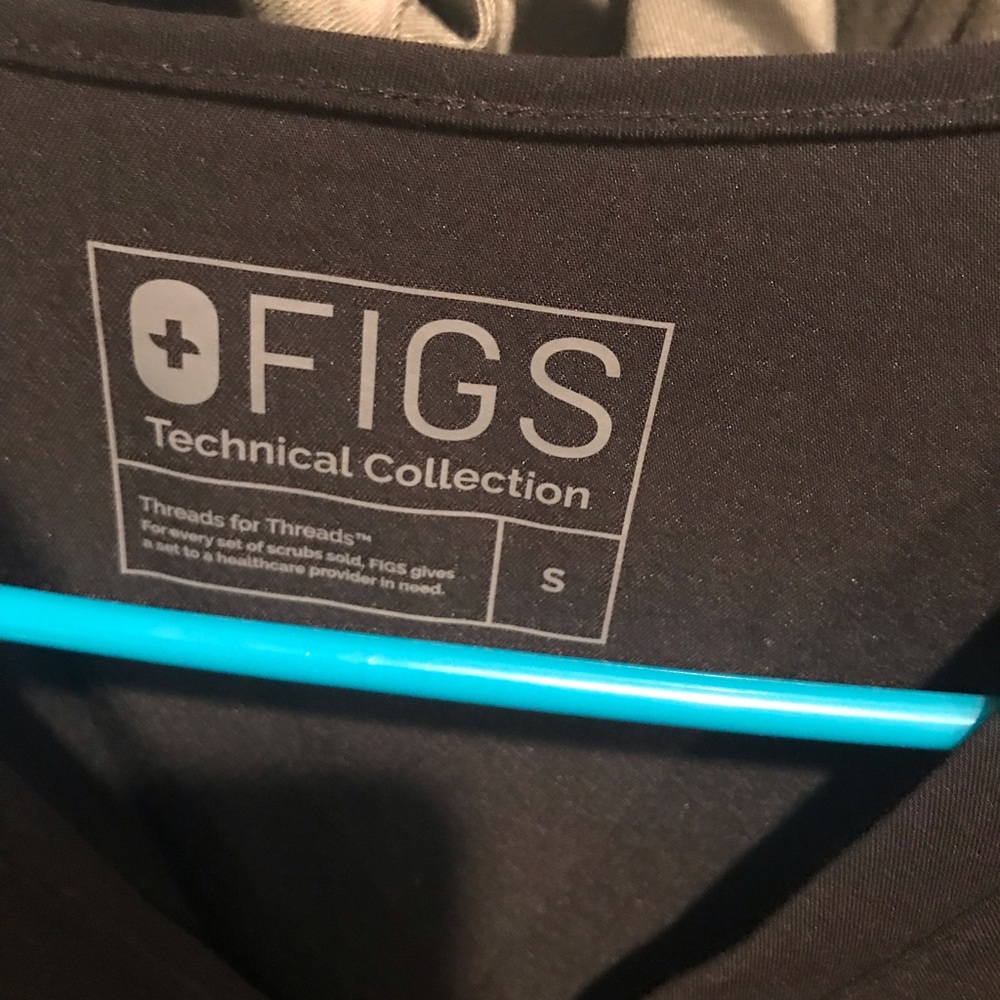 FIGS scrub top; black; size small; like new